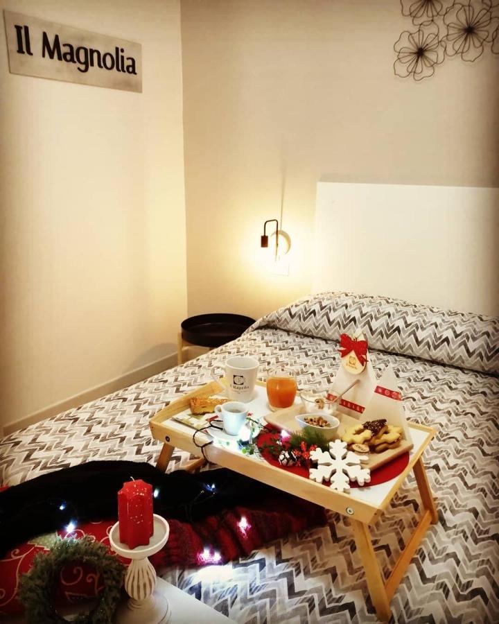 滨海弗兰卡维拉Il Magnolia住宿加早餐旅馆 外观 照片